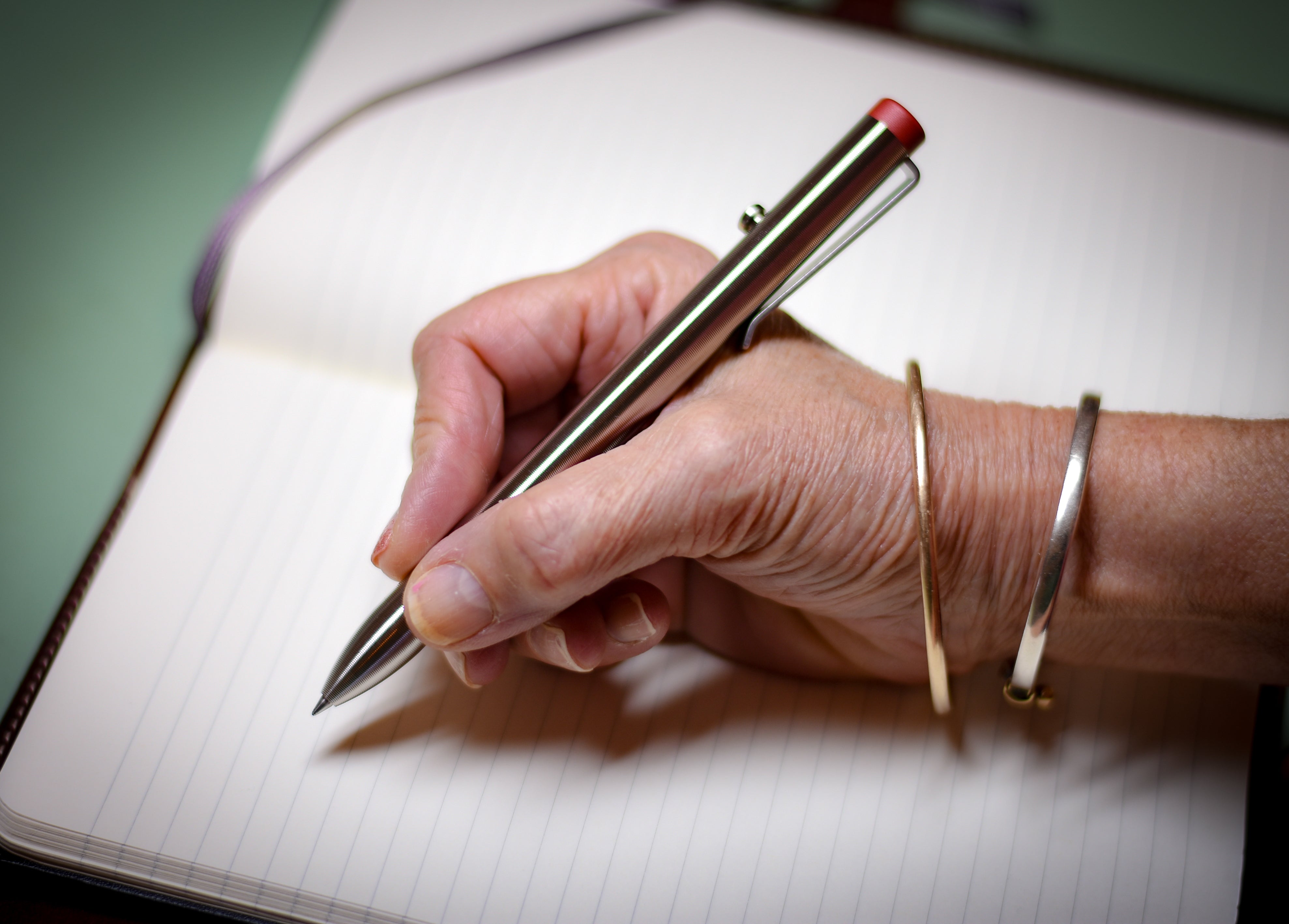 TACTILE TURN TITANIUM BOLT ACTION PEN - Winfield