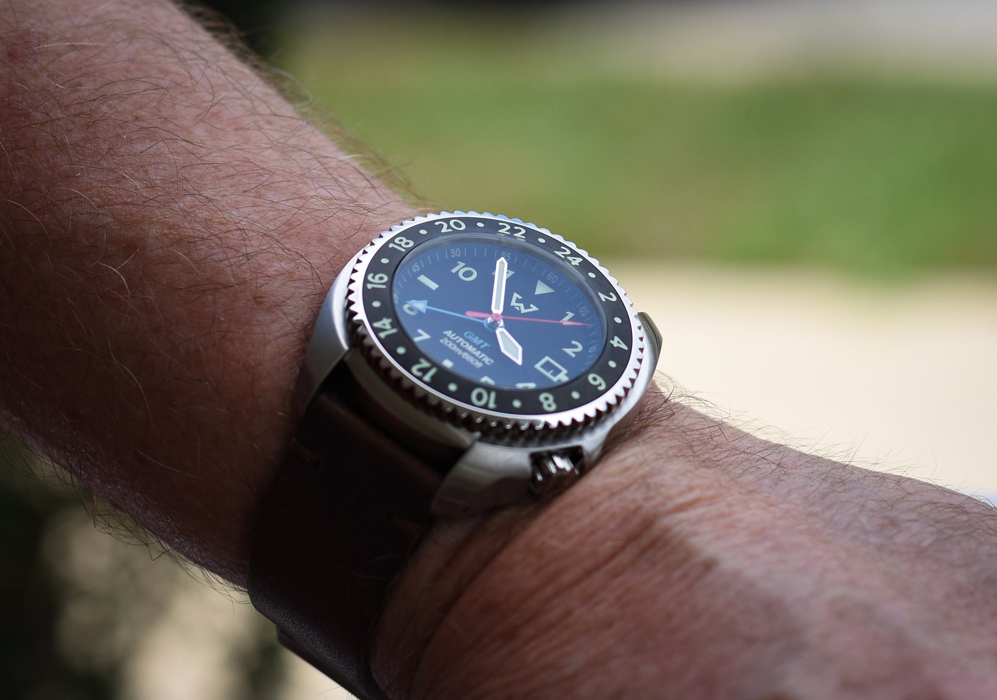OCONUS GMT STAINLESS - Winfield